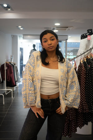 blouse brodé bleu 100% coton